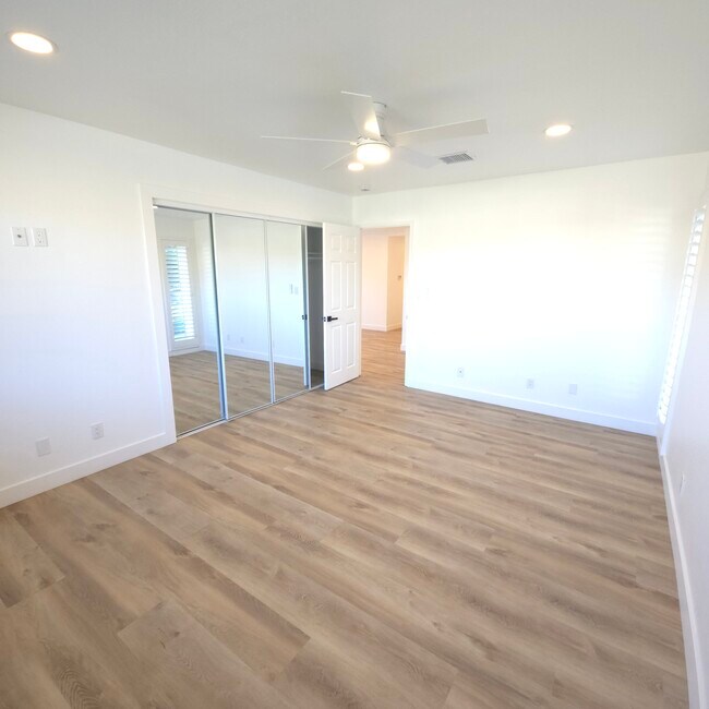 Building Photo - 90 Lupe Ave