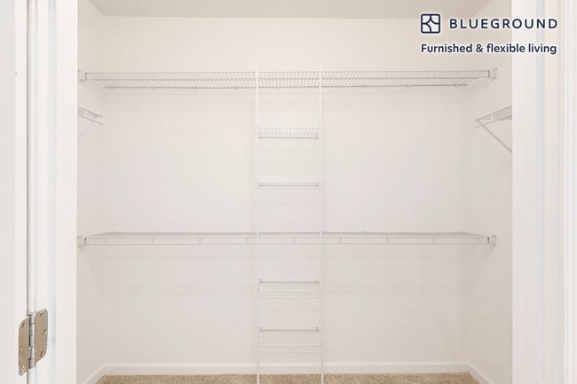 Building Photo - 80 North Centre Ave-SI FL1-ID3747A