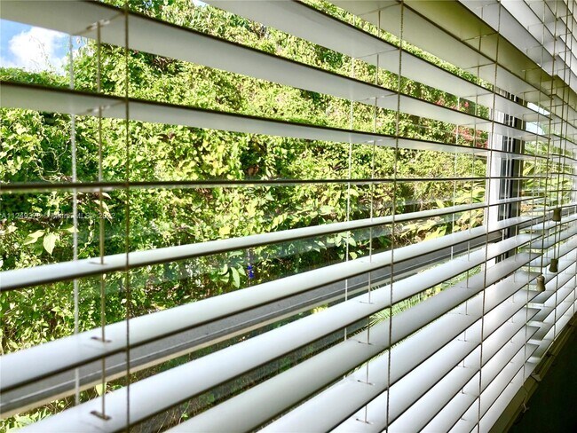 Building Photo - 2460 SW 18th Ave