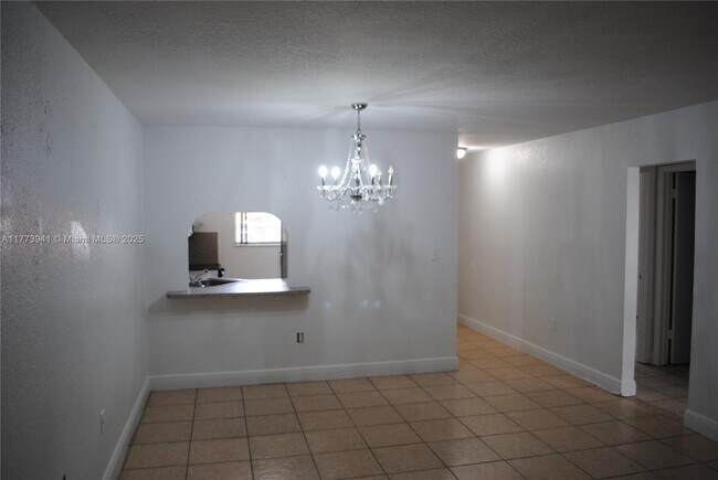 Building Photo - 17255 SW 95th Ave