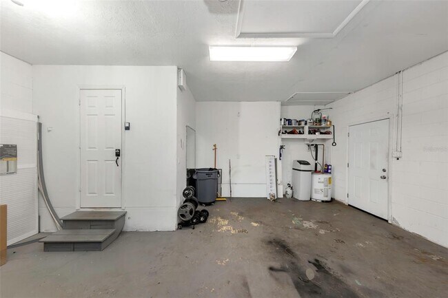 Building Photo - 4030 Fieldgreen Pl