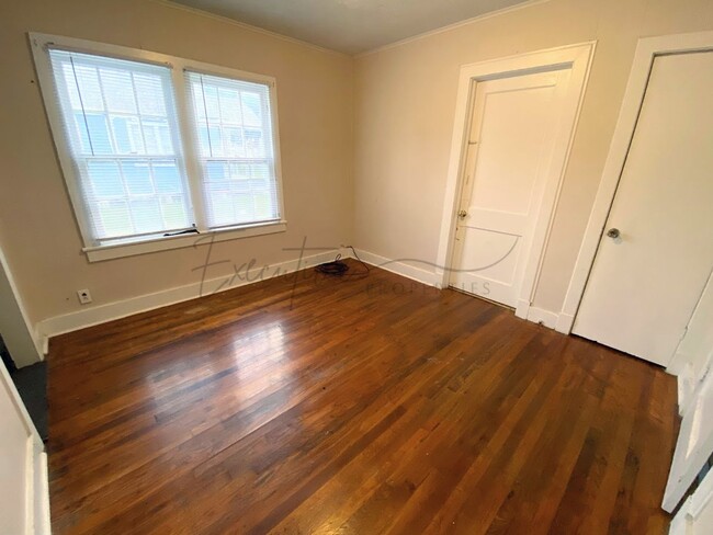 Building Photo - 2 bedroom home in Iowa, LA