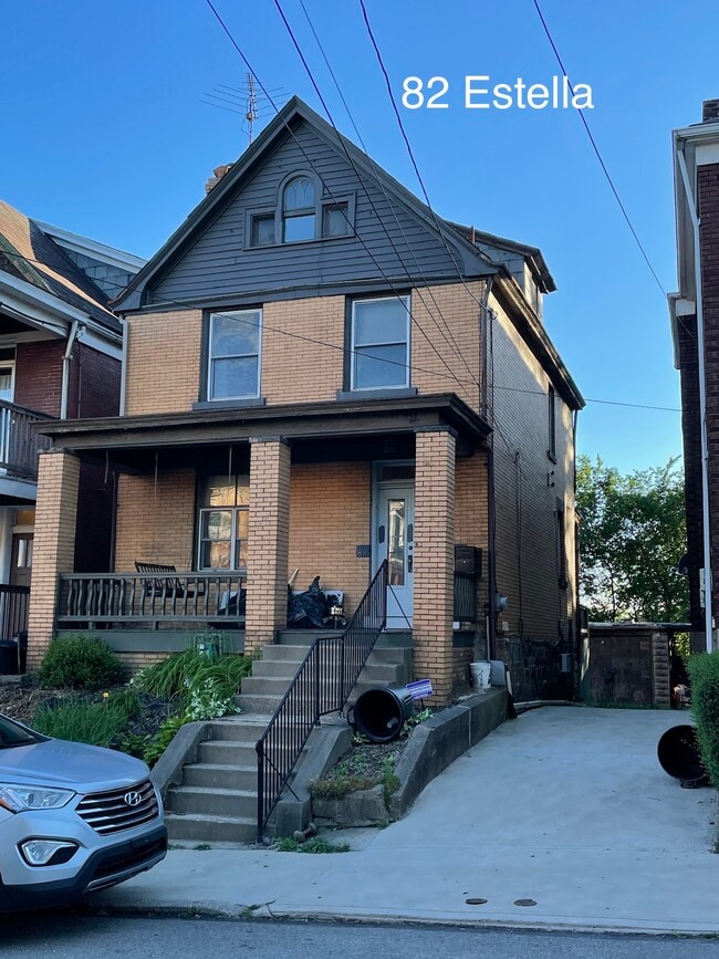 Building Photo - 82 Estella Ave