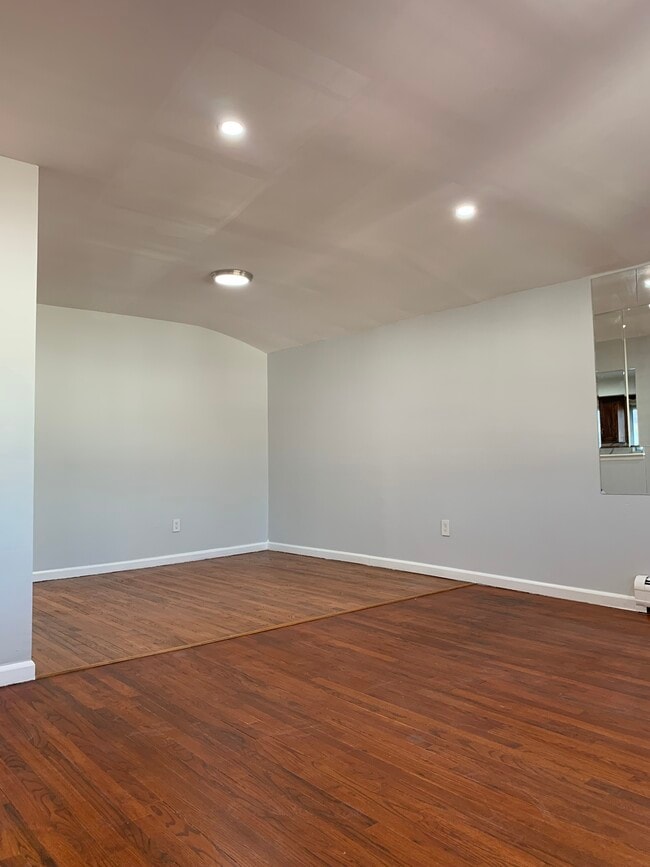 Building Photo - 25412 Craft Ave