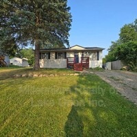 Building Photo - 730 Harry Paul Dr