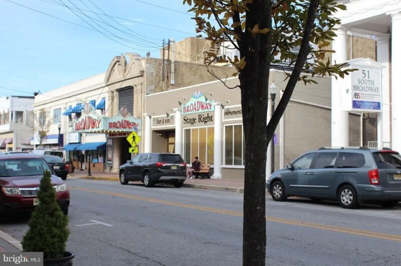 Building Photo - 56-58-58 S Broadway