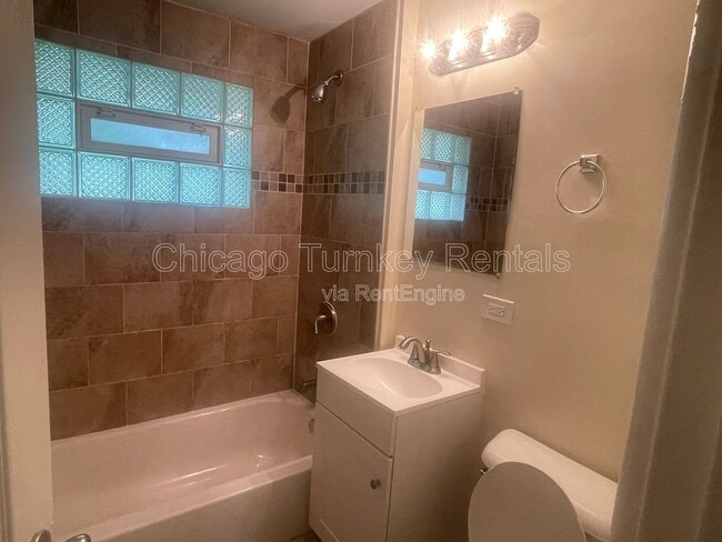 Building Photo - 3901 167th Pl