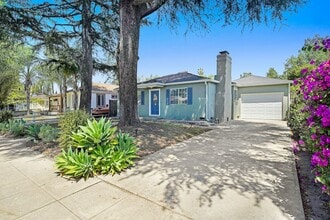 Building Photo - 14323 Califa St