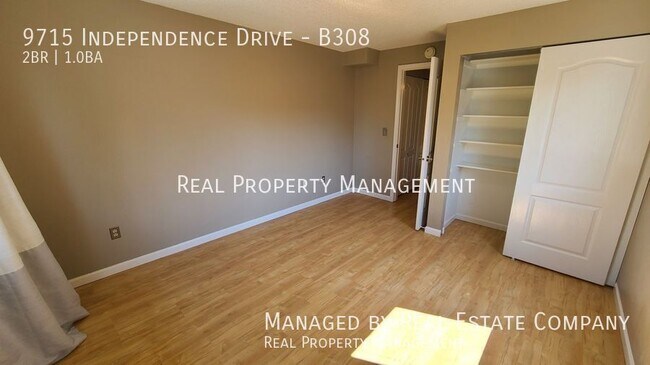 Building Photo - 9715 Independence Dr