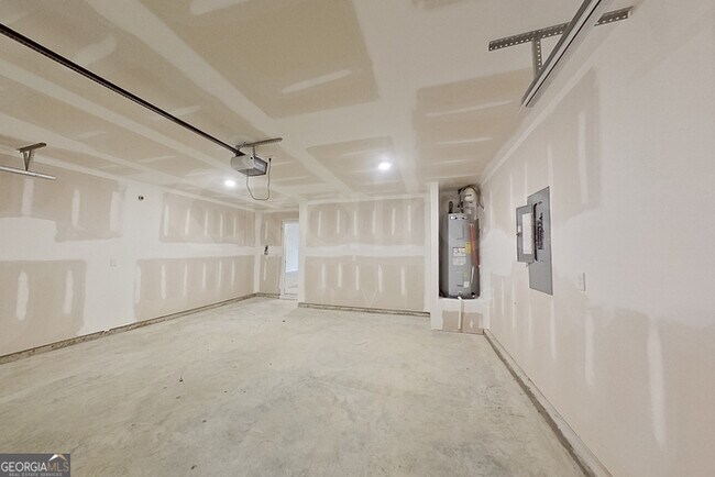 Building Photo - 113 Inez Ave