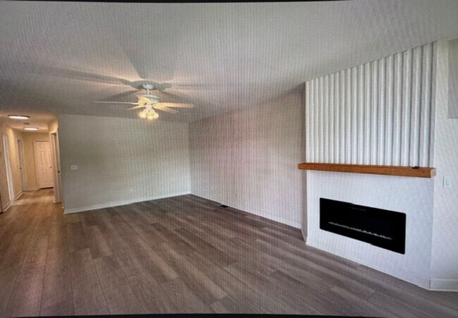 Building Photo - 37810 Jefferson Ave