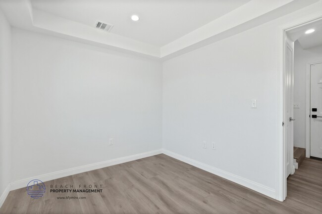 Floorplan - 3222 W. 139th St.