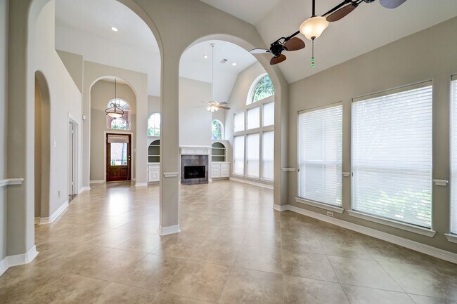 Building Photo - 16403 Knightrider Dr