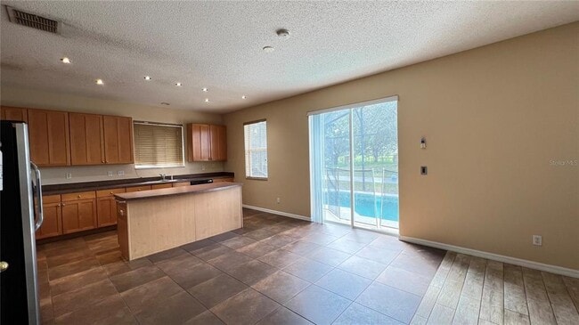 Building Photo - 16904 Sunrise Vista Dr