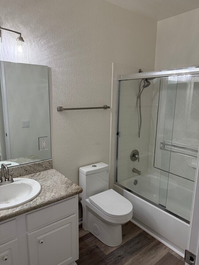 Building Photo - 11186-11182 Portobelo Dr