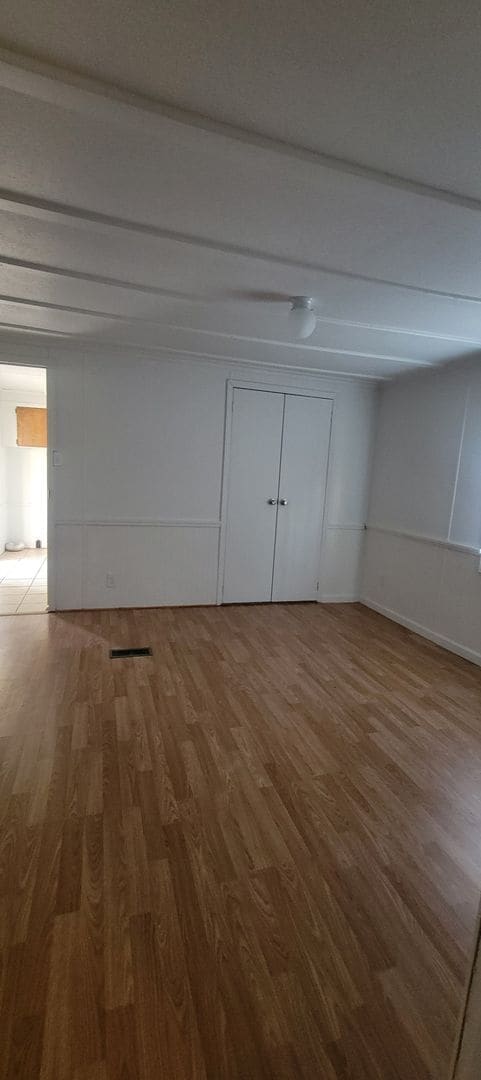 Building Photo - Ready to Move in