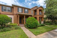 Building Photo - Nice 3/2.5 Townhouse in Enclave at Moss Pa...