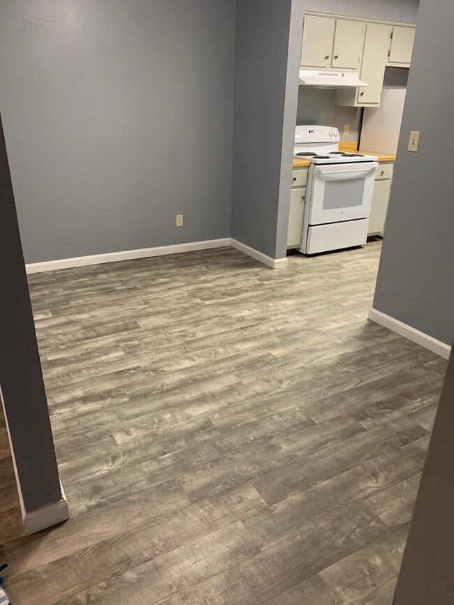 Building Photo - 103 Hines Blvd