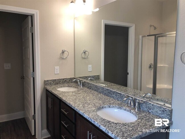 Building Photo - 12781 Waxwing Ave