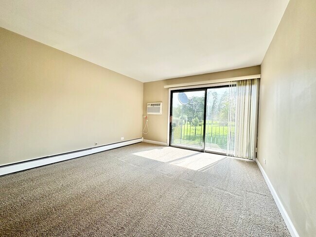 Building Photo - 915 Westmoreland Dr