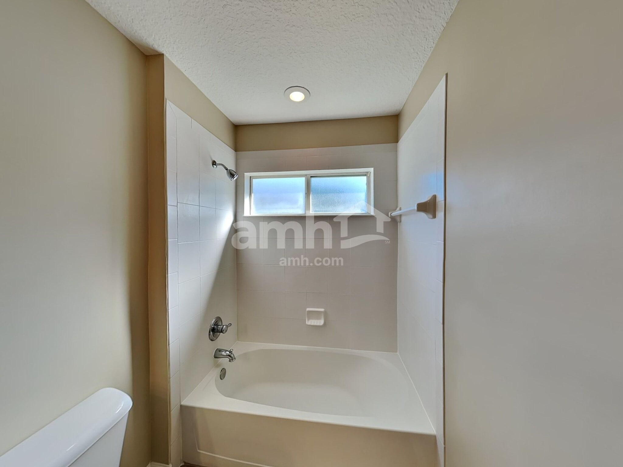 Building Photo - 1173 Carmona Pl