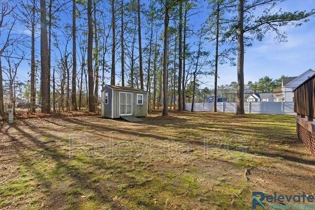 Building Photo - 2713 Chariot St