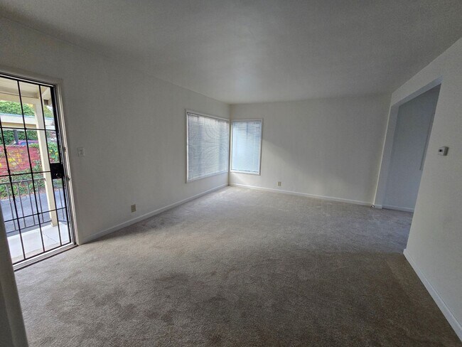 Building Photo - 1664 San Benito St