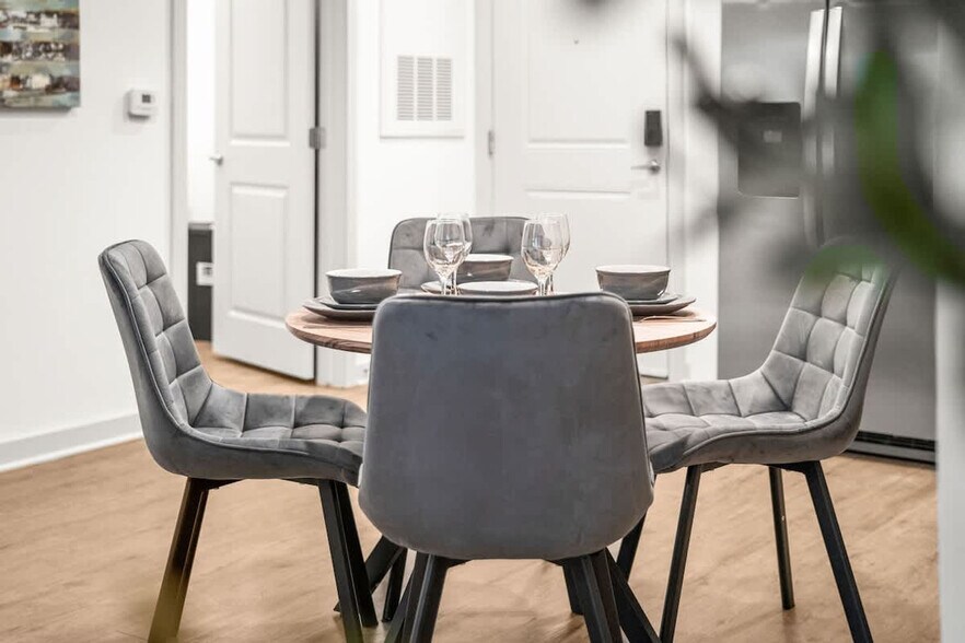 Building Photo - 14515 Star Water Rd