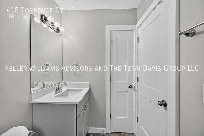 Building Photo - 418 Torrence Ct