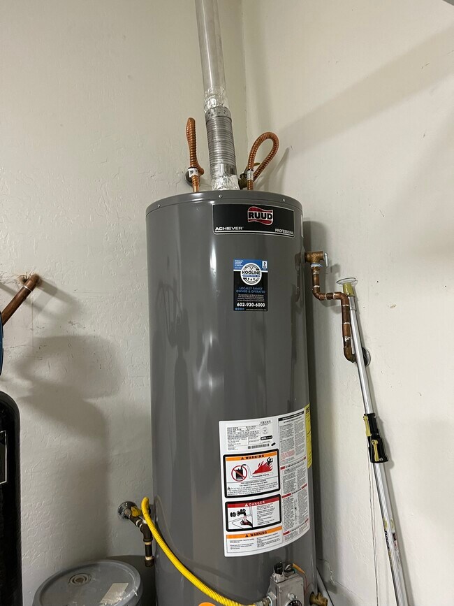 Building Photo - 25 S Quinn Cir