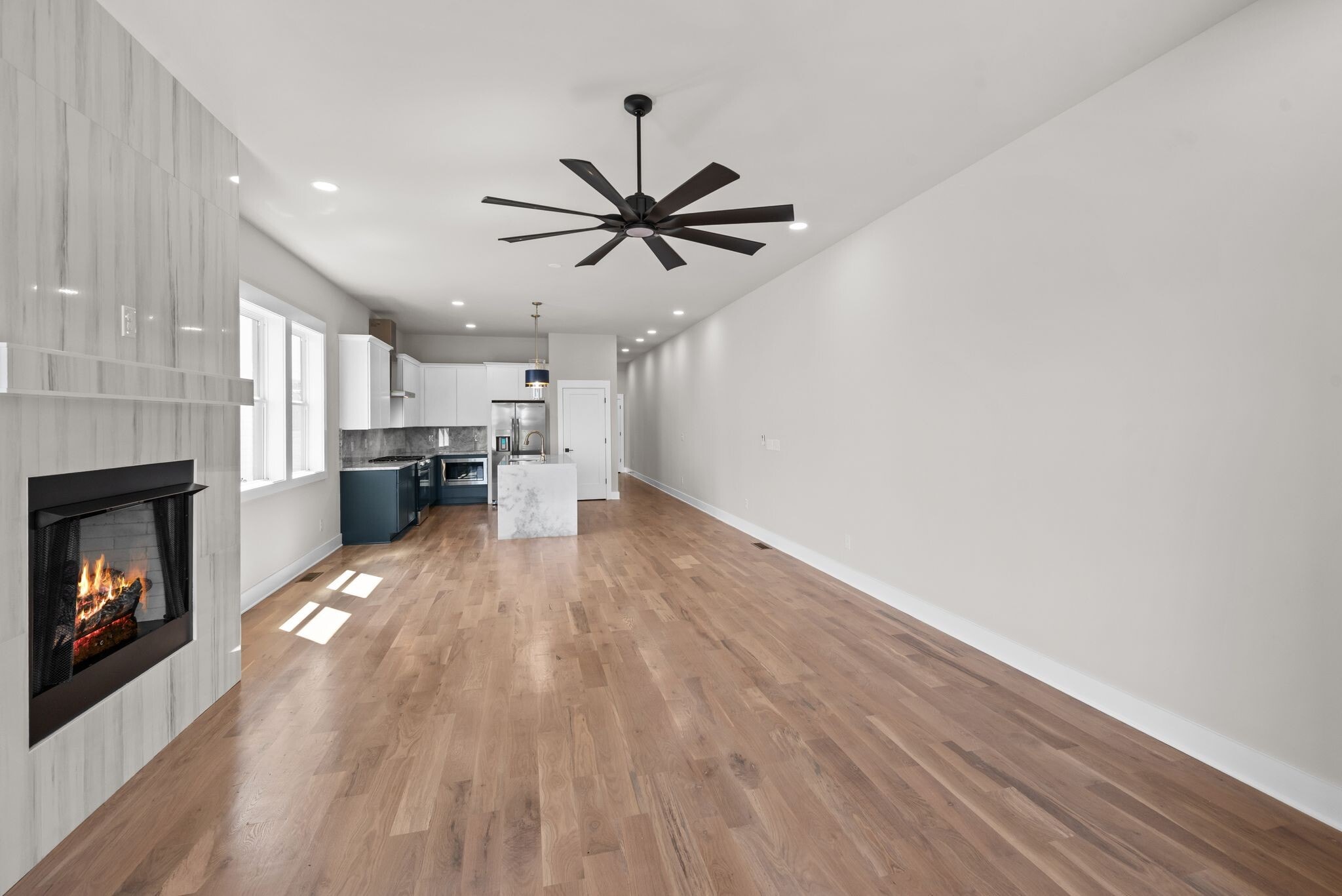 Building Photo - 2521 W Heiman St