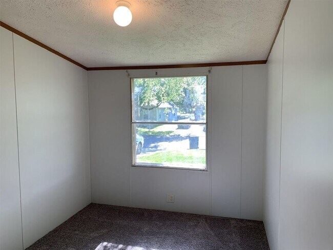 Building Photo - 1300 North 27th Street