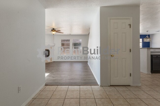 Building Photo - CALL US TODAY AT (505) 892-4400 TO SCHEDULE A CONVENIENT SHOWING
