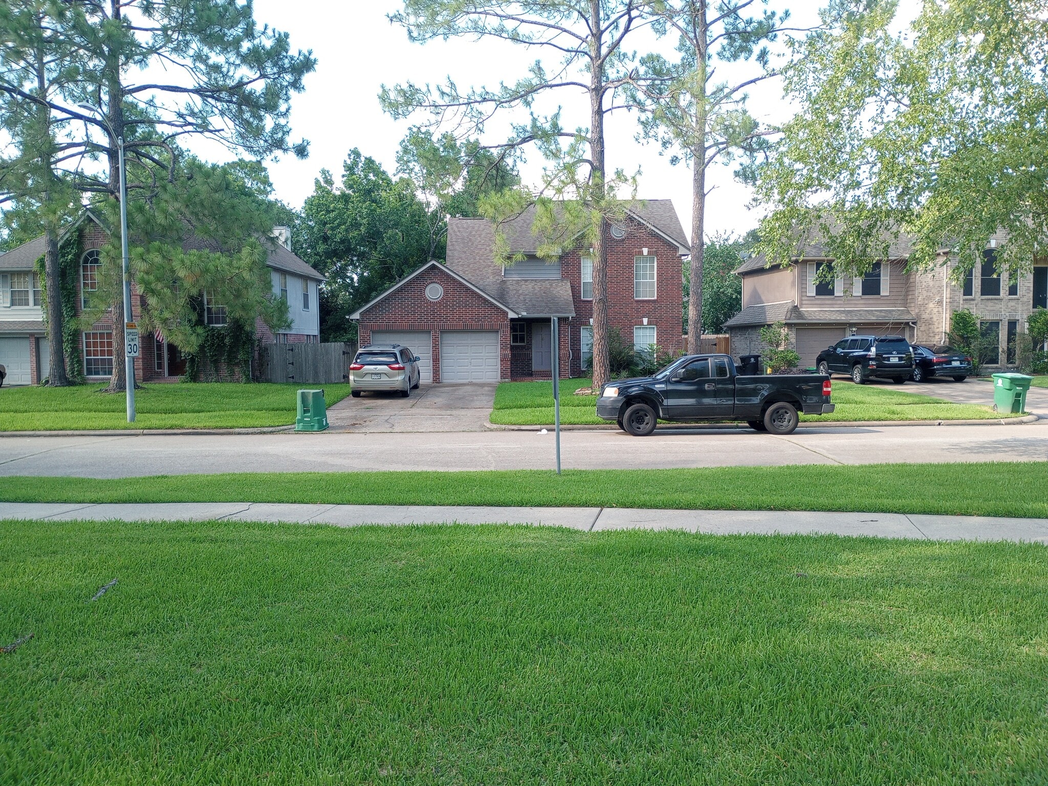 Walking trail across the street - 14611 Sun Harbor Dr