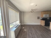 Building Photo - 1005 Chillum Rd