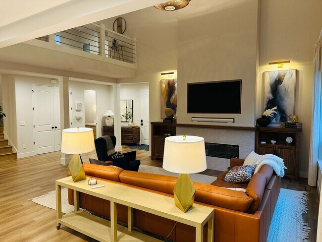 Building Photo - Gorgeous Custom Camas Home