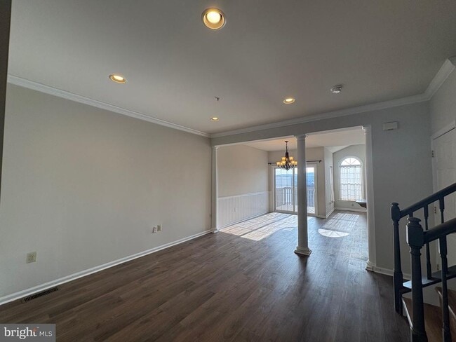 Primary Photo - 17 Lincoln Dr