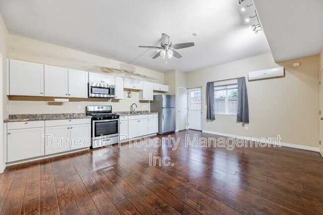 Building Photo - 32243 Perigord Rd