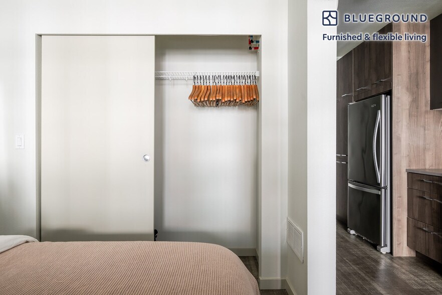 Building Photo - 123 Broadway-SI FL5-ID826