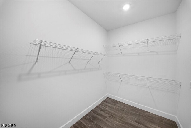 Building Photo - 20112 KIngmont Dr