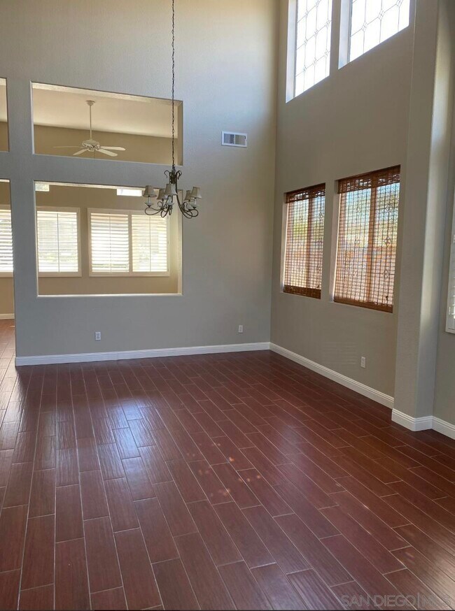 Building Photo - 1162 Delano Ct