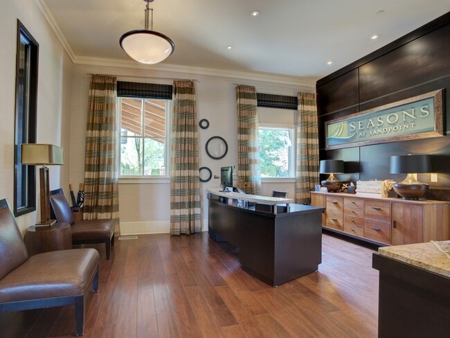 Reception - 424 Sandpoint Ave