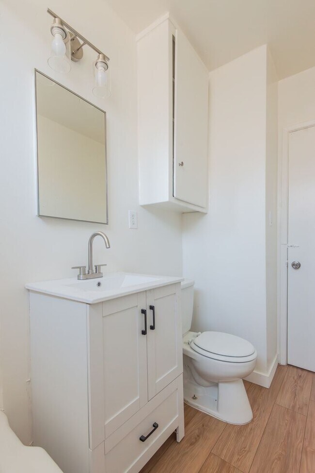 Building Photo - 15th Street Residences