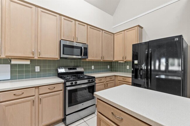Building Photo - 3603 Heritage Colony Dr