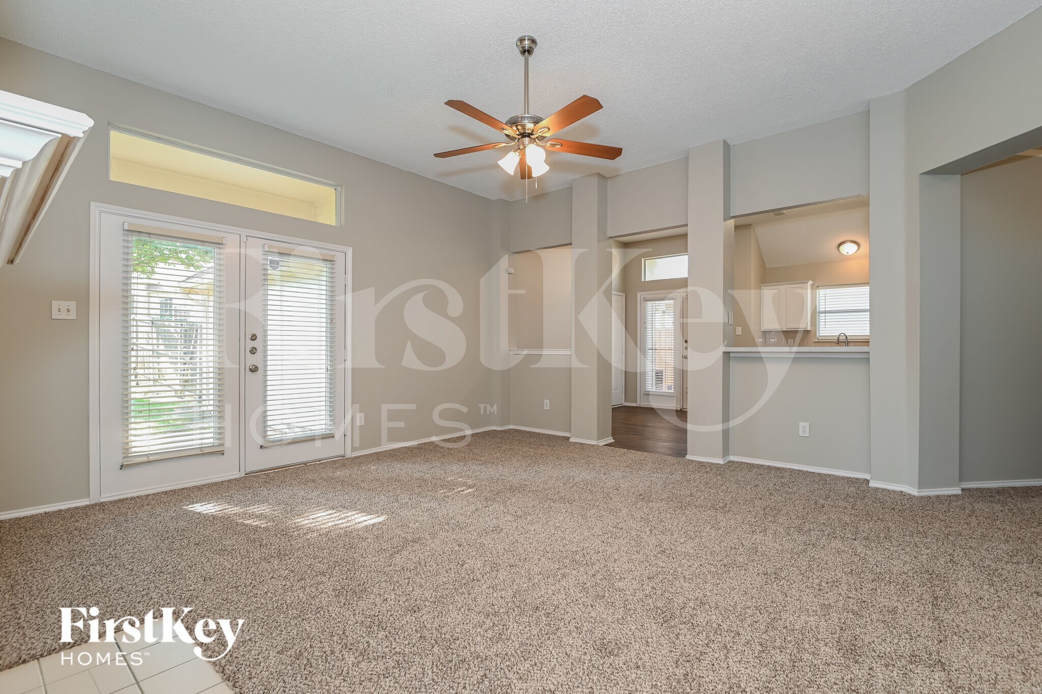 Building Photo - 925 Parkwood Trail