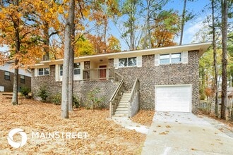 Building Photo - 102 Shawnee Ln NW