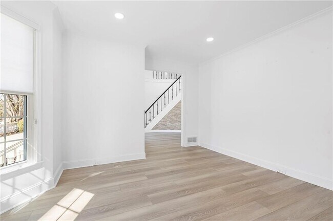 Building Photo - 526 Coopers Pond Dr