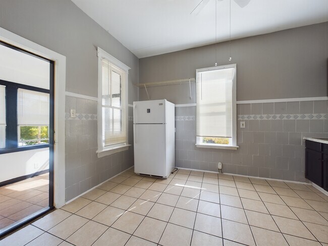 Building Photo - 8259 S Burley Ave