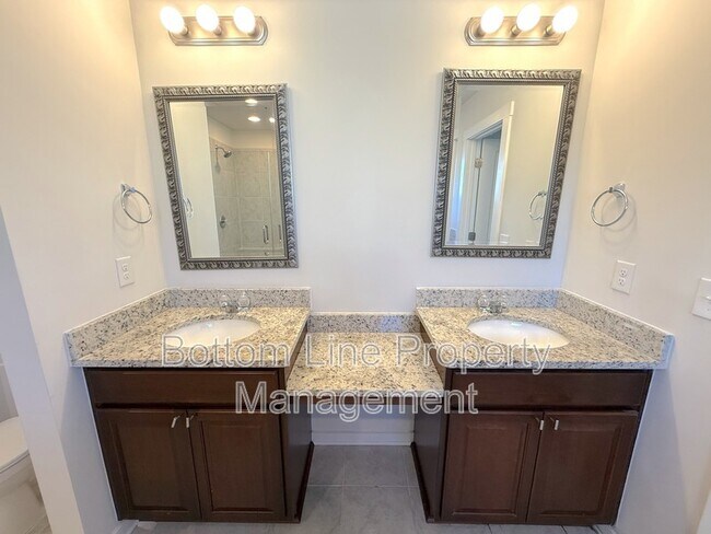 Building Photo - 706 Anglin Forest Way