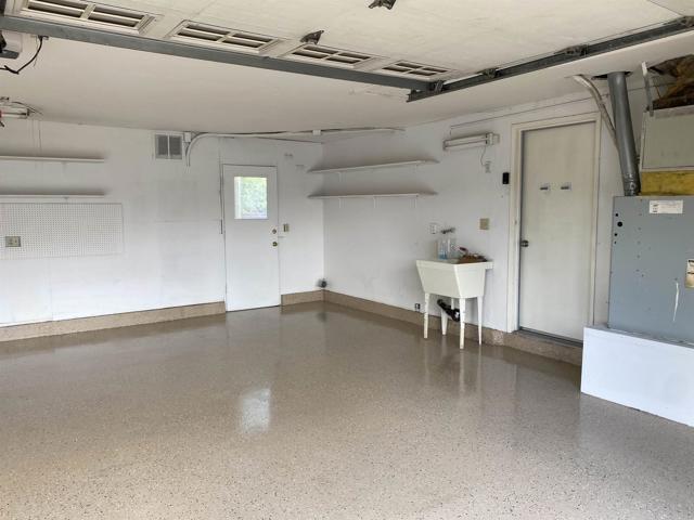 Building Photo - 16355 Gabarda Rd